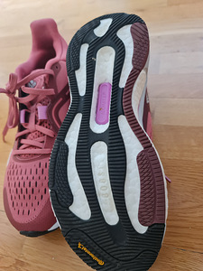 Adidas uueväärsed tossud, suurus 40,5 (4 foto / 5)