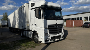 Actros 1845, 2016, 550t. Km. (5 foto / 10)