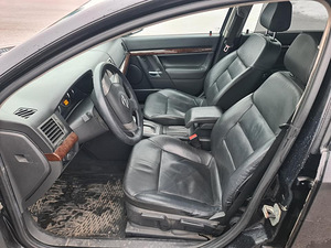 Opel Vectra C (7 фото из 11)