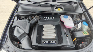 Продается AUDI A6 Sline 4.2 v8 2002a . (7 фото из 10)