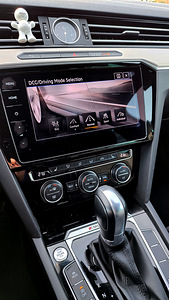 VW Passat 2.0 BiTurbo Executive 176kw 4motion (10 foto / 15)