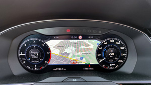 VW Passat 2.0 BiTurbo Executive 176kw 4motion (12 foto / 15)
