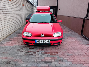 Volkswagen Golf 4 Variant 2000 1.9TDI 66kW (2 foto / 8)