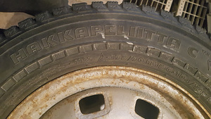 Nokian hakkapeliitta c 195/70 r15c transporter t4 (2 foto / 3)