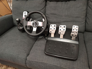 Logitech G27 rool käiguvahetiga Playstation PC (3 foto / 3)