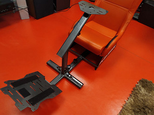 Красное раллийное кресло playseat (5 фото из 6)