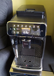 Kohvimasin PHILIPS EP4321/50 LatteGo (2 foto / 8)