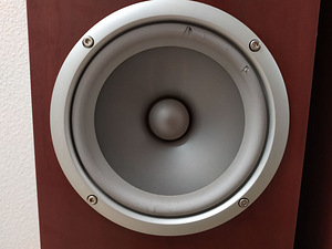 5.1 Yamaha 515 kõlarid komplekt, defektsed (2 foto / 10)