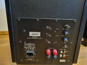 Kvaliteetne Jamo SUB 250 aktiivne subwoofer (2 foto / 2)