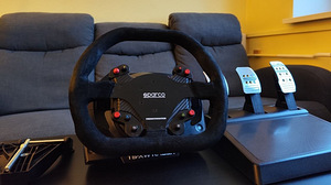 Thrustmaster TS-XW rool Xbox PC (1 фото из 10)