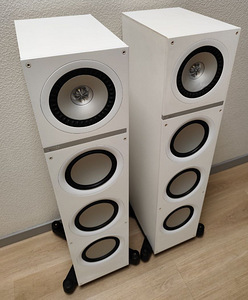 KEQ Q700 kõlarid (8 foto / 9)
