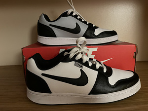 Nike jalanõud s.42