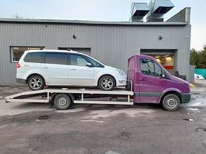 Puksiir Puksiirabi Autoabi Evakuator Eesti Soome Rootsi