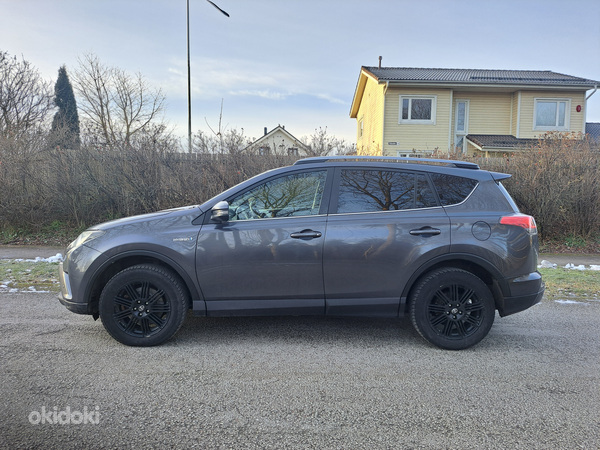 Аренда автомобиля TAKSO Rav4 COMFORT Hybrid/LPG BOLT FORUS