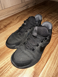 Кросовки nike 33
