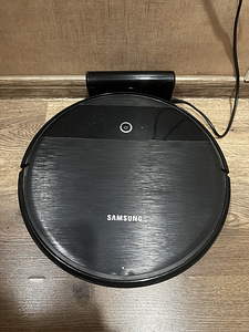 Samsung robottolmuimeja (1 foto / 2)