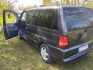 MERCEDES-BENZ V-CLASS V 220 CDI (3 foto / 7)