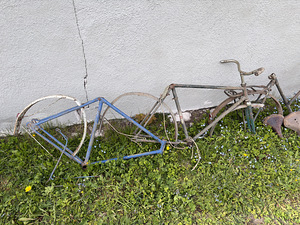 Vanad jalgrattad ja jalgratta raamid (2 foto / 4)
