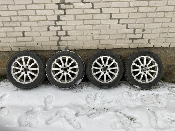 Легкосплавные диски Volvo 16 дюймов с зимней резиной (фото #1)