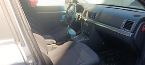 OPEL VECTRA STATION WAGON (2 foto / 3)