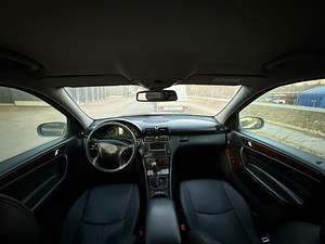 MERCEDES-BENZ C 200 CDI (6 foto / 10)