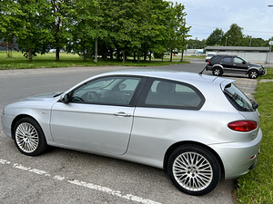 Alfa Romeo 147. 2008. 1.9d (3 foto / 5)