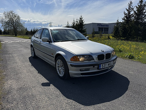 BMW 320 E46 manuaal (3 foto / 9)