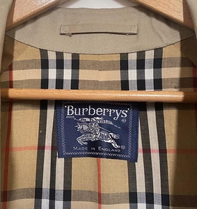 Burberry’s тренч (2 фото из 7)