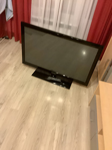 Телевизор плазменный Samsung 42 (3 фото из 3)