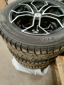 Шипованные шины+алюминиевые диски 215/60/17 M+S Nissan Qashq (2 фото из 4)