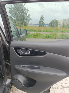 Nissan Qashqai TEKNA Navi 2014 96kw Diisel Automaat (9 foto / 15)