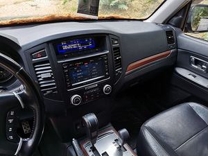 Mitsubishi Pajero 3.2 125kw (7 foto / 9)