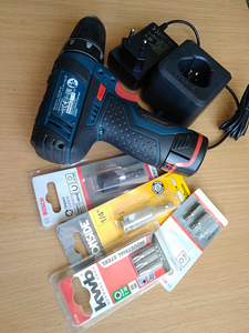 Akutrell Bosch GSR 12V-15 Professional (3 foto / 5)