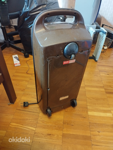 Пылесос miele de luxe s221