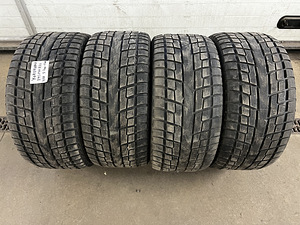 295/40 R20 YOKOHAMA (2 foto / 2)