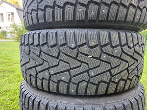 225/45R17 Naastrehvid talveks Pirelli (4 foto / 7)