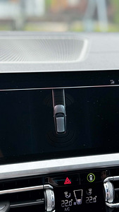 BMW 320D (14 foto / 14)
