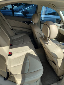 Mercedes-Benz E320 Avantgarde 3.2 150KW R6 (7 foto / 8)
