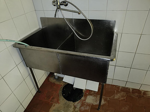 Roostevabast terasest kraanikauss, valamu 110 x 55 cm (1 foto / 5)