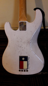 Aged/Relic P-bass (4 foto / 4)