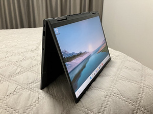 Uus Lenovo ThinkPad X1 Yoga (Gen 8) 2023 (5 foto / 5)