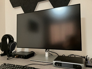 Dell UltraSharp 32" 4K USB-C Monitor U3223QE (1 foto / 3)
