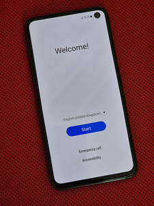 Samsung Galaxy s10e 128 GB (1 foto / 3)