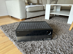 Ressiiver Harman Kardon, subwoofer Yamaha ja põrandakõlarid (5 foto / 9)