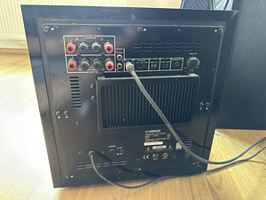 Ressiiver Harman Kardon, subwoofer Yamaha ja põrandakõlarid (7 foto / 9)
