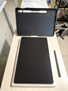 Samsung Tab S8 5G 128GB Protective Standing Cover (1 foto / 3)