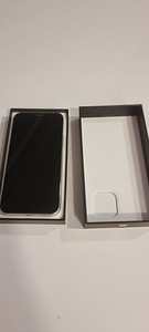 Apple iPhone 12 Pro 128GB Silver (1 foto / 3)