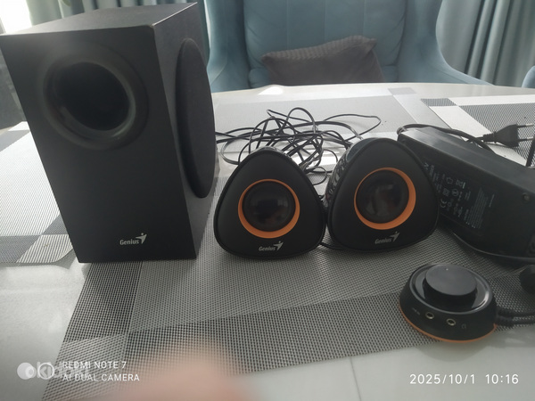 Autokõlarid / GENIUS NO-SW-2.1 800