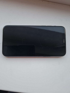 iPhone 11 Pro 64gb Midnight green (1 foto / 3)