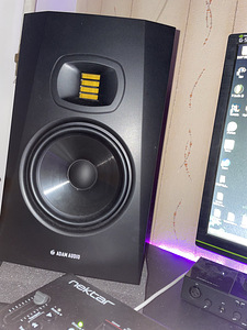 Adam Audio T7V Monitorkõlarid + Helikaart Komplete audio 1 (1 foto / 3)
